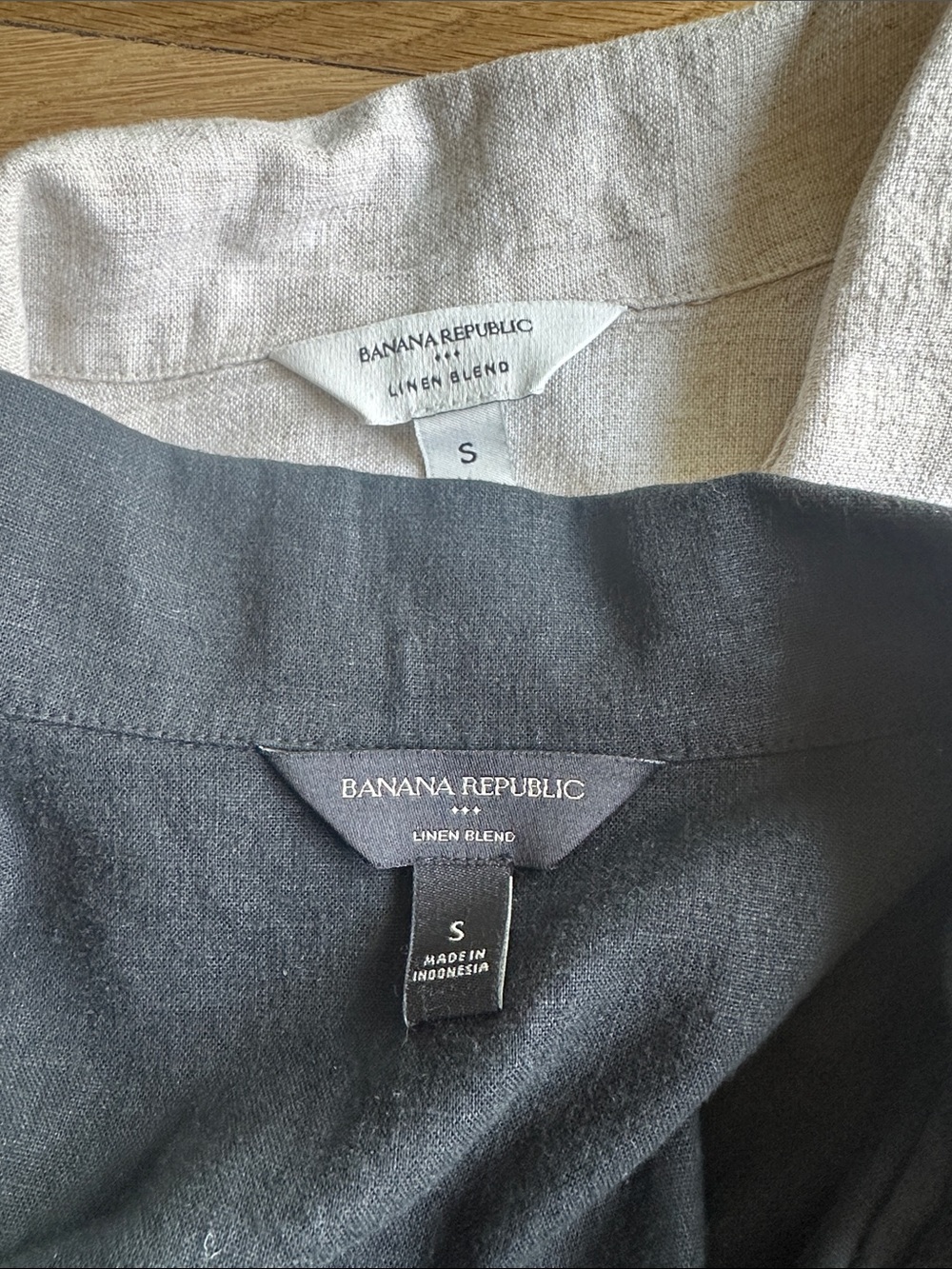 Banana Republic Bundle Two Crop shirt - Picture 7 of 8